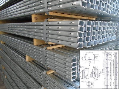 RUBÍN szőlőoszlop 2500 x 50 x 30 x 1,5 mm soroszlop szemközti fülek